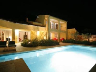 Magnificent Villa, Guest House with Pool & Exceptional Views