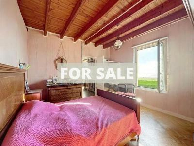 Detached House with Garden by the Coast