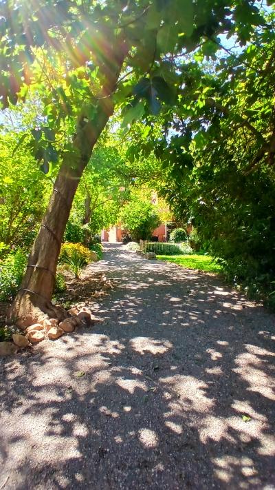 Stunning 18th Century Property, Landscaped Gardens With Pool