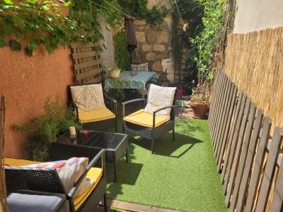 Charming Character Apartment With Courtyard