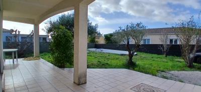 Single Storey Villa With Pool, Fruit Trees and Garden