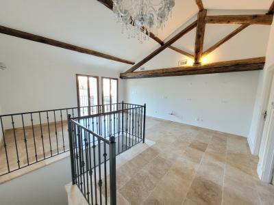 Renovated Barn With Courtyard And Swimming Pool