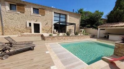 Beautiful Stone Outbuilding Renovated Into A Contemporary 190 M2 Home With 685 M2 Of Land.