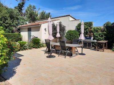Superb Renovated Winegrower Property On A Beautifully Landscaped Plot