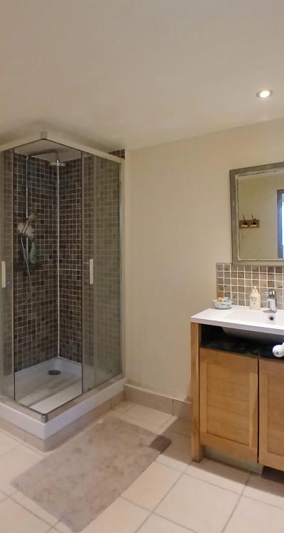 Impressive Maison-de-Maitre with Guest Gite and Pool