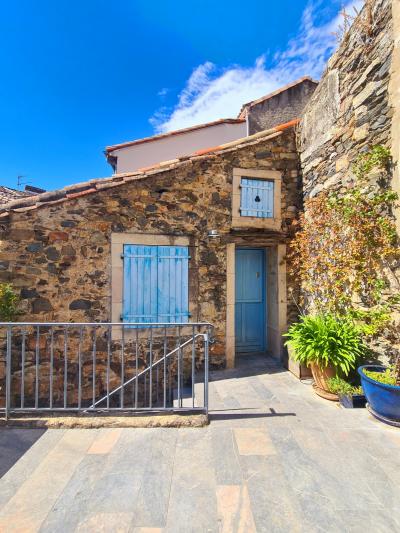Main House, Independent Gite, Annexes, Terraces And Pool