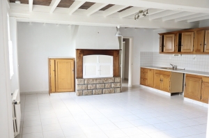 Detached Country House with Landscaped Garden