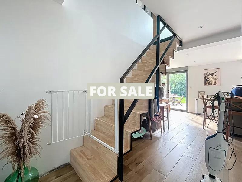 Detached Country House with Outbuilding