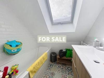 Detached Country House with Outbuilding