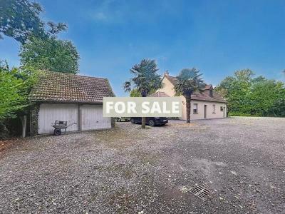 Detached Country House with Outbuilding