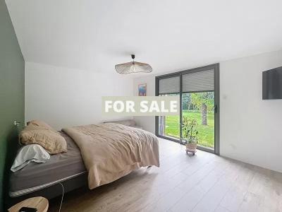 Detached Country House with Outbuilding