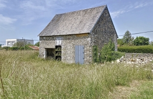 Countryside Barn to Renovate