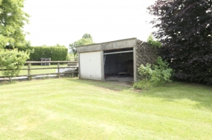 Detached Country House with Outbuilding