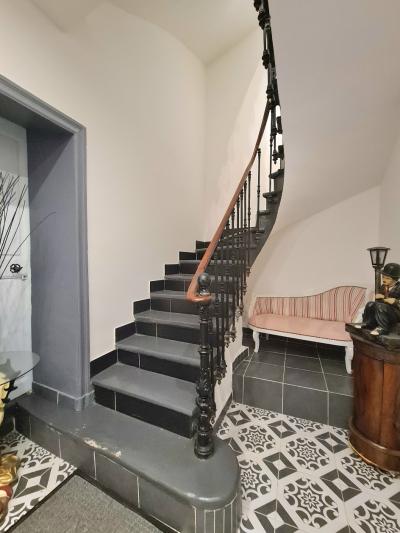 Fully Renovated Manor House, Garage, Spa And Superb Terrace