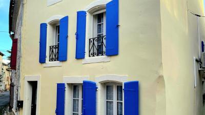 Spacious Fully Renovated Character House With 160 M2 Of Living Space, 5 Bedrooms And A Charming Priv