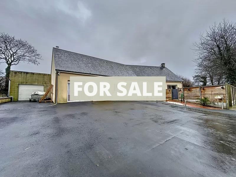 Single Storey Villa With Garden