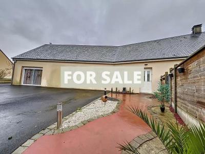 Single Storey Villa With Garden
