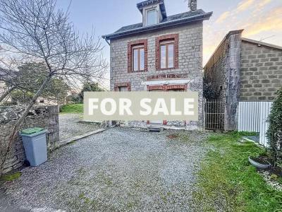 Detached Country Cottage with Nice Sized Garden