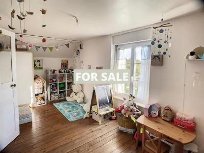 Detached House with Garden