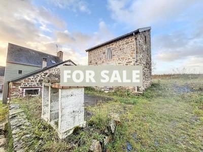 Detached Country House with Outbuilding