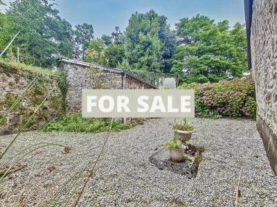 Large Traditional Stone House, Great Location