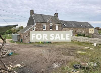 Detached Country House with Outbuilding