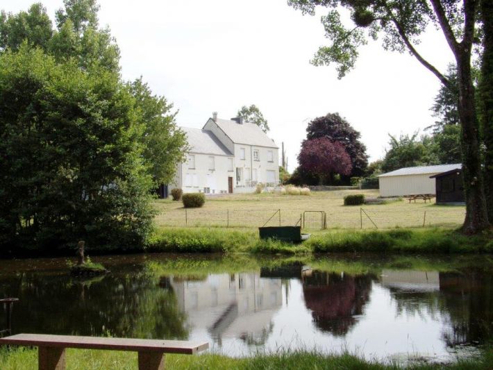 Main House with Guest Gite and Lake