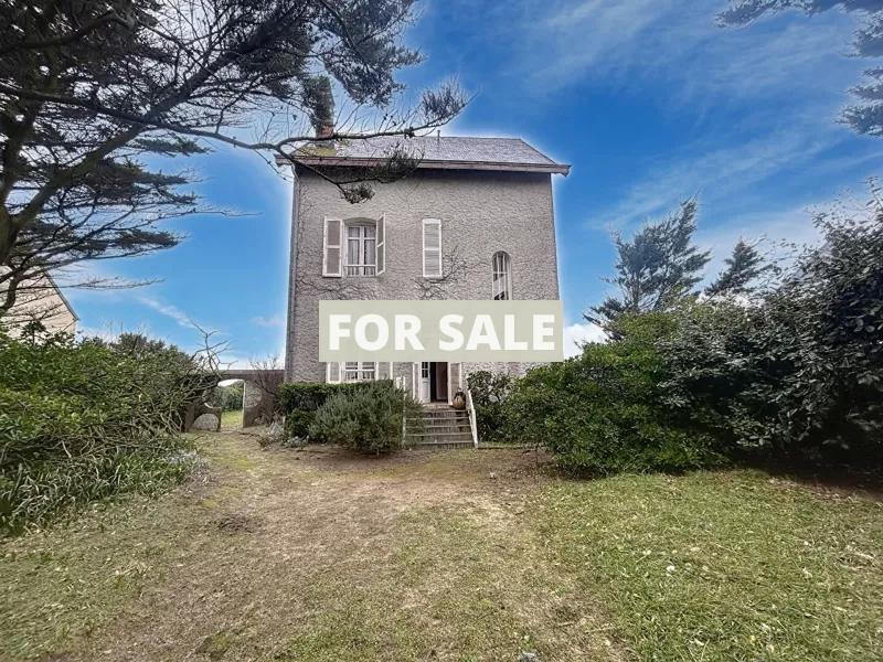Detached Manor House with Open Sea Views