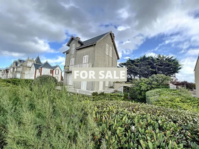 Detached Manor House with Open Sea Views