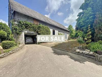Detached House with Landscaped Garden