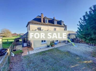 Detached House with Landscaped Garden