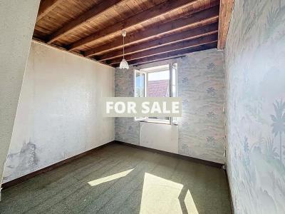 Habitable Detached House with More Potential