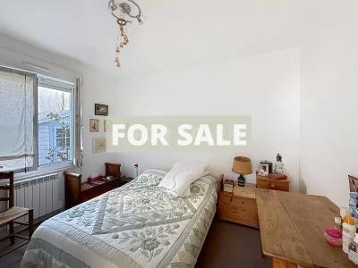 Detached House in Coastal Resort Town