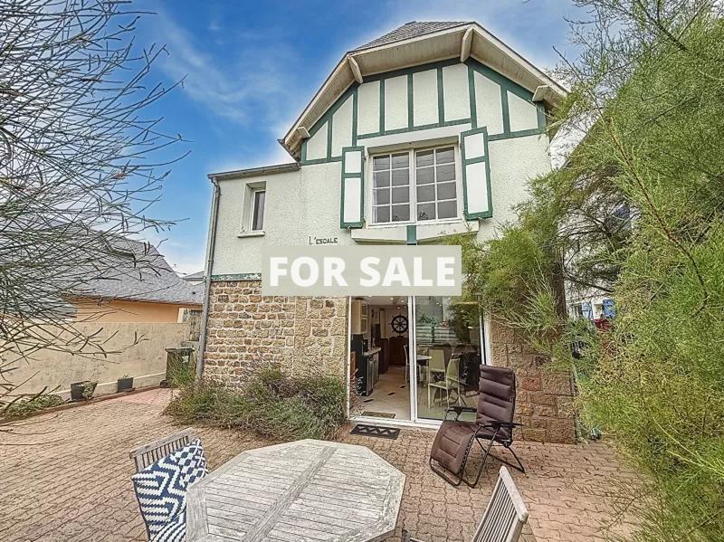 Detached Country House in Coastal Location