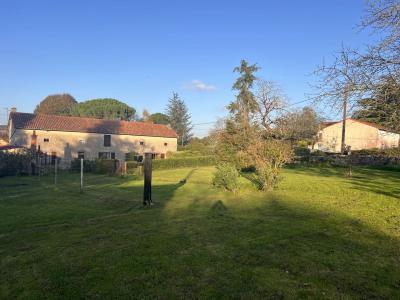 Detached Country House with Outbuilding