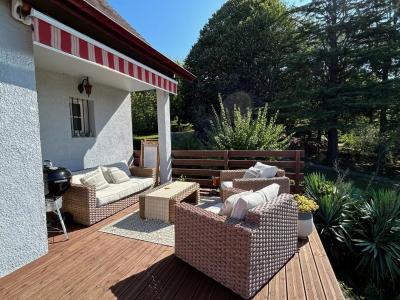 Neo-Bearnaise Style House With Garden with Stunning Views