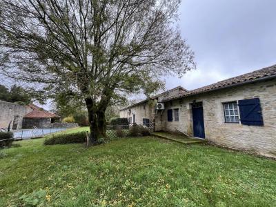 Detached Country House with Outbuilding and Open Views