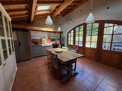 Beautiful Detached House With Independent Guest Gite