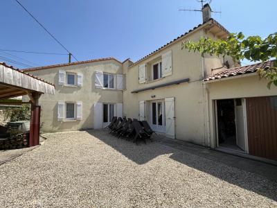 Charming Detached Country House with Pool