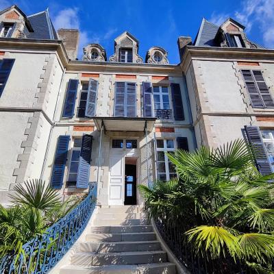 Superb Chateau in 4 Hectares of Parkland Gardens