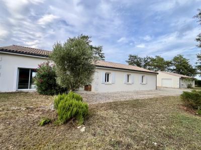 Detached Single Storey House with Mature Garden