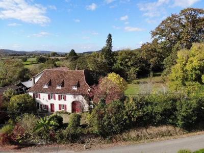 Beautiful Detached House With Independent Guest Gite