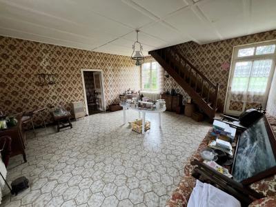 Detached Country House with Outbuilding