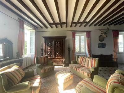 Charming Property In Lovely Location