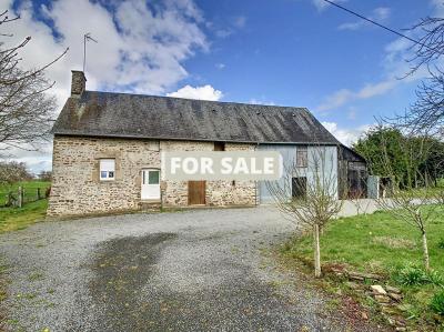Detached House with Open Countryside Views