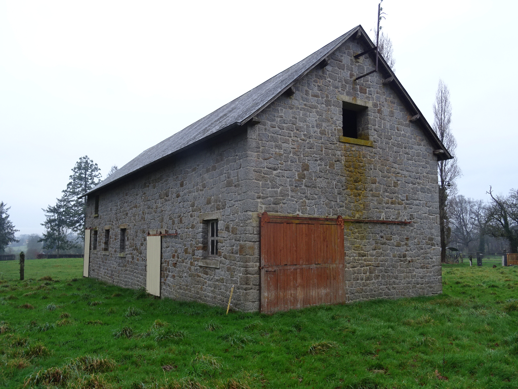 Countryside Barn to Renovate