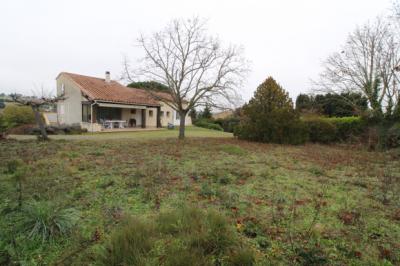 Detached Villa With Open Panoramic Views
