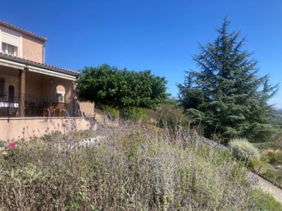 Detached Villa, Swimming Pool, Garage And Terraces