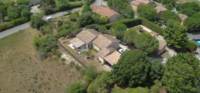 Detached House with View, Well-kept Exteriors, Quality Services