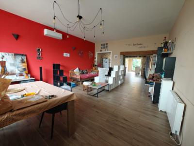 Large House With Garden In The Heart Of The Villag